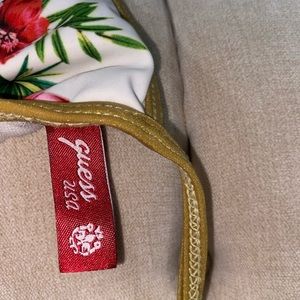 Medium GUESS USA Floral Bikini Top